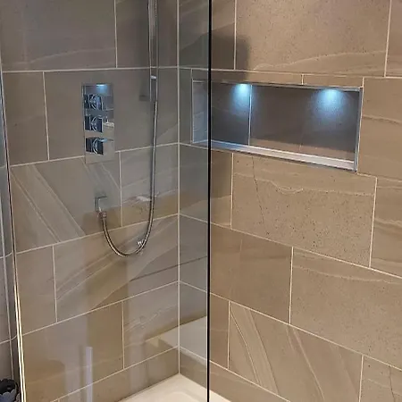 Luxurious 4 Bedroom In The Yorkshire Dales 度假居 *