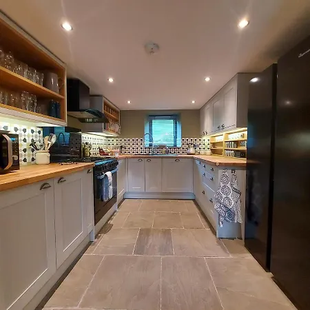Luxurious 4 Bedroom In The Yorkshire Dales Nyaraló